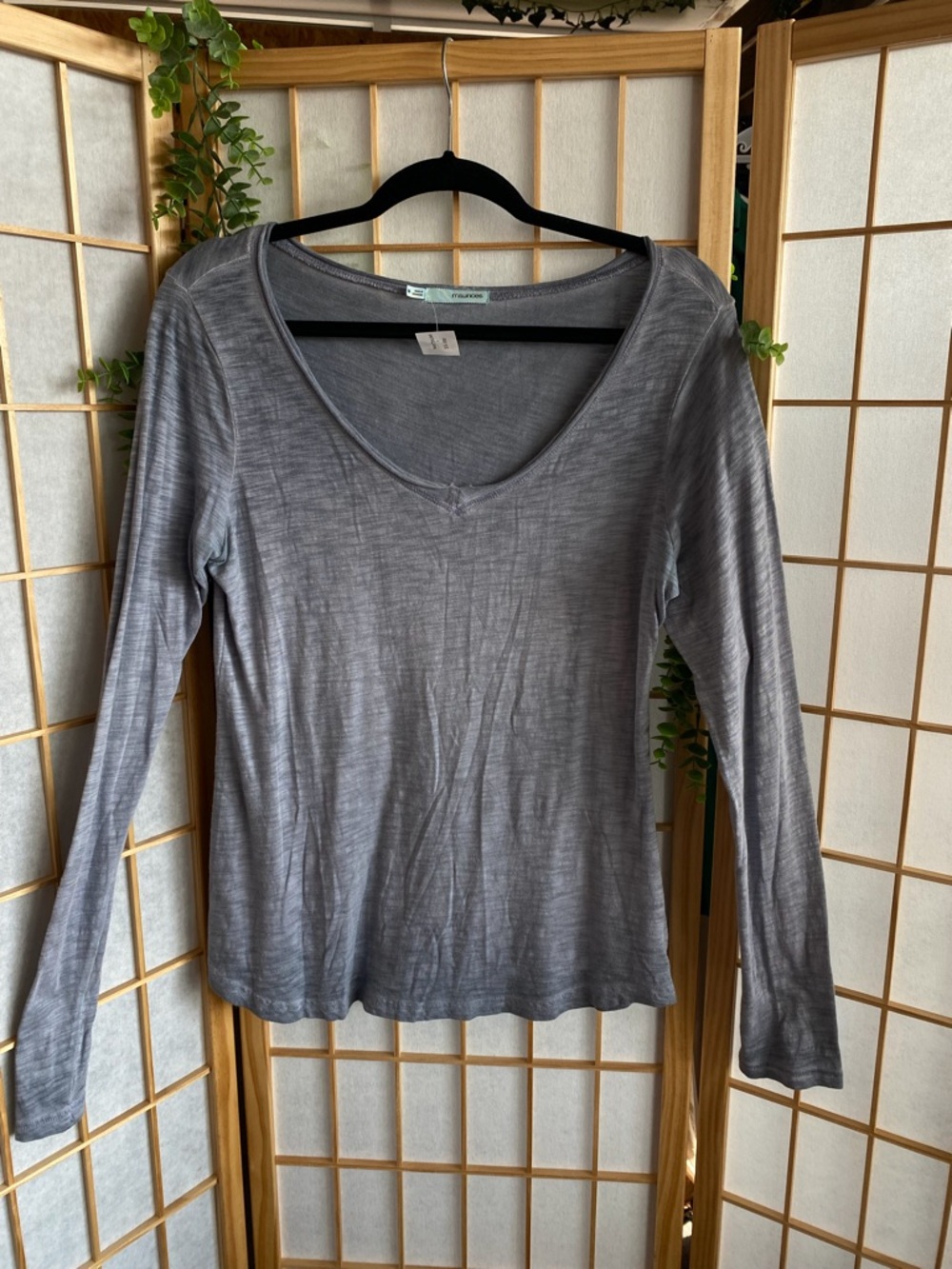 Maurices Women's Long Sleeve Scoop Neck Top in Heather Gray